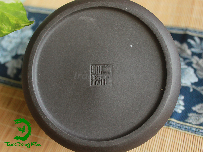 Ấm Tử Sa thạch biều hắc kim cương ATS1190